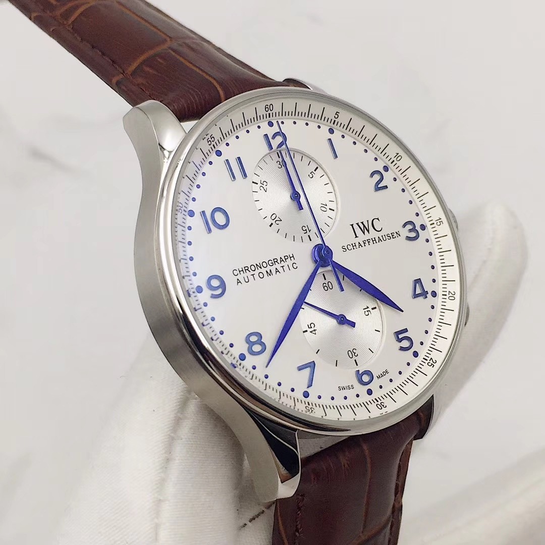 19572a77dba40.jpg