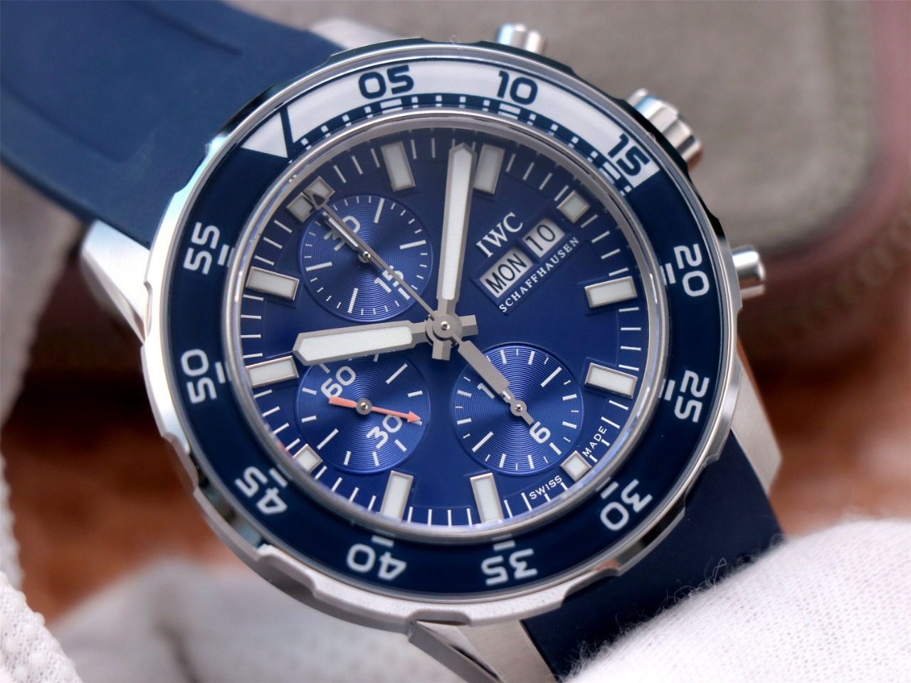 ab2b60d147025.jpg