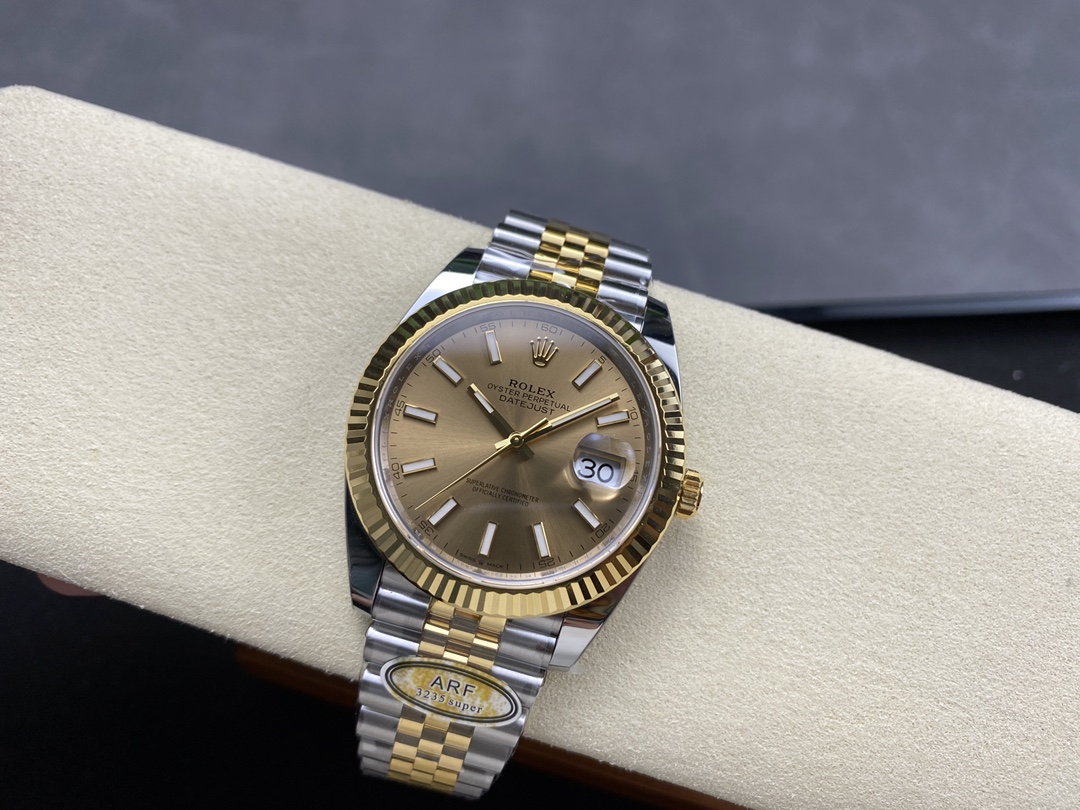 9726affd7c985.jpg