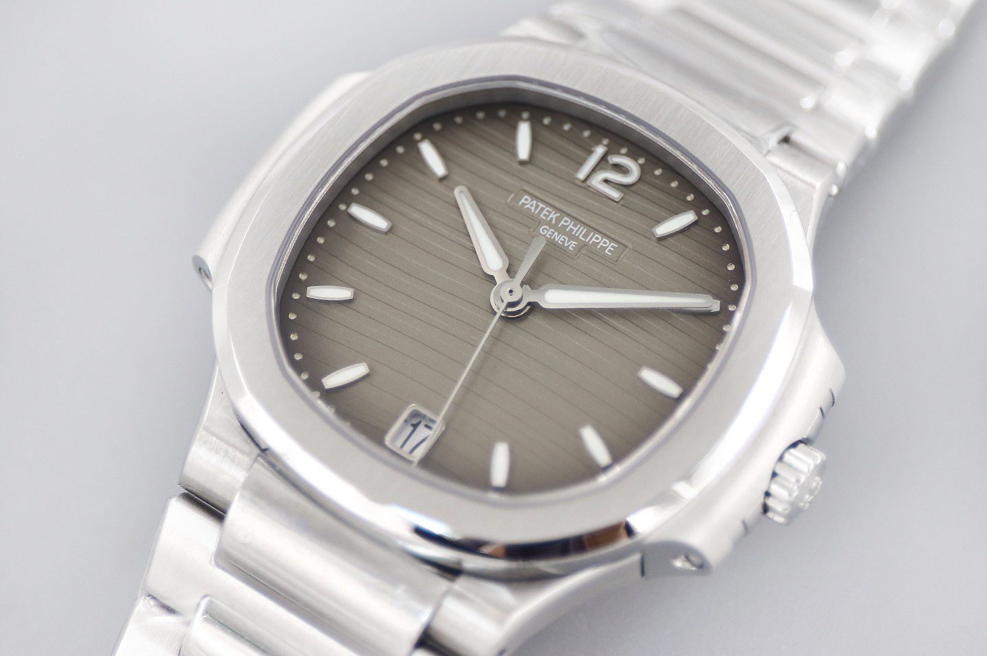 9ef98ca976af4.jpg
