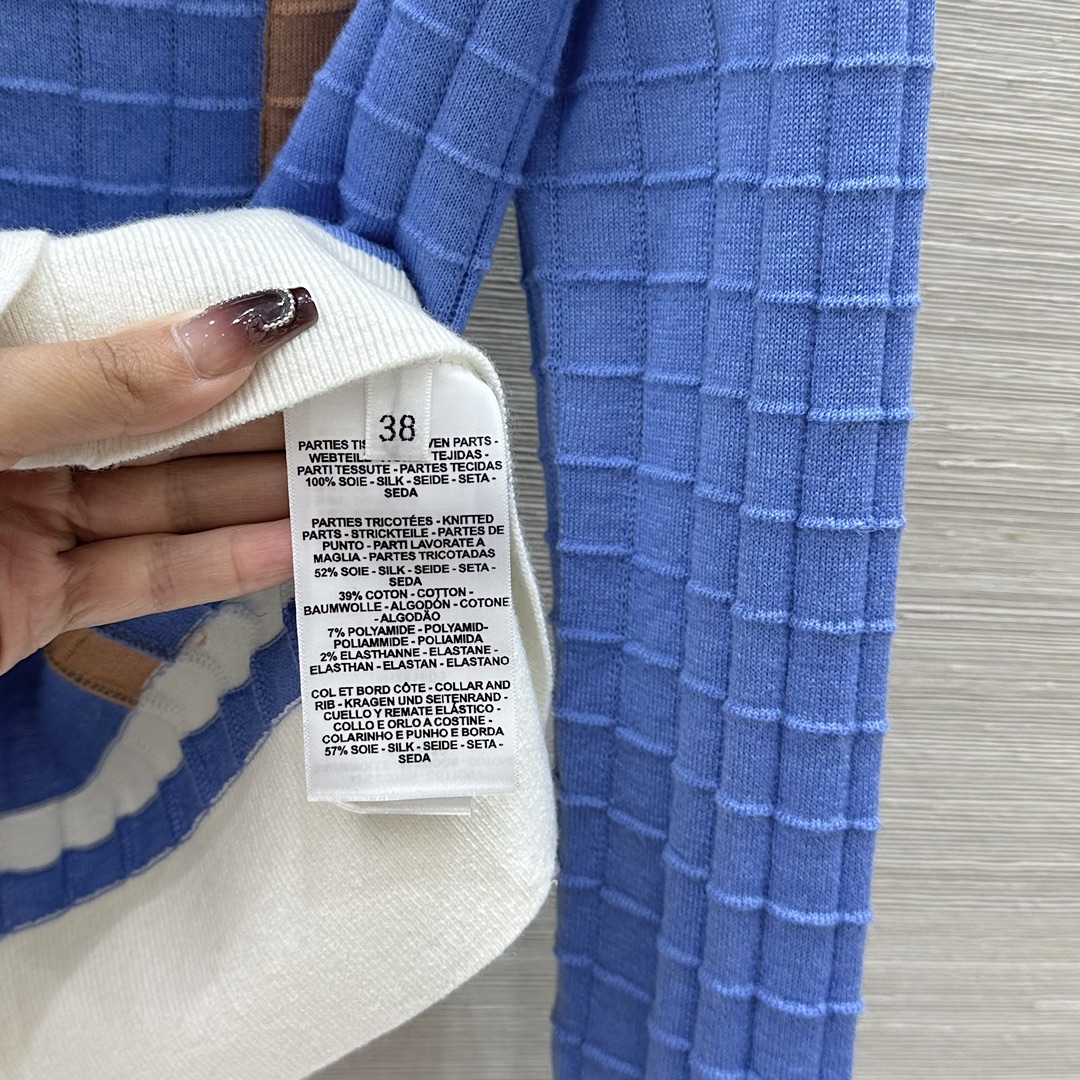 로프 자수 체크 쟈카드 가디건