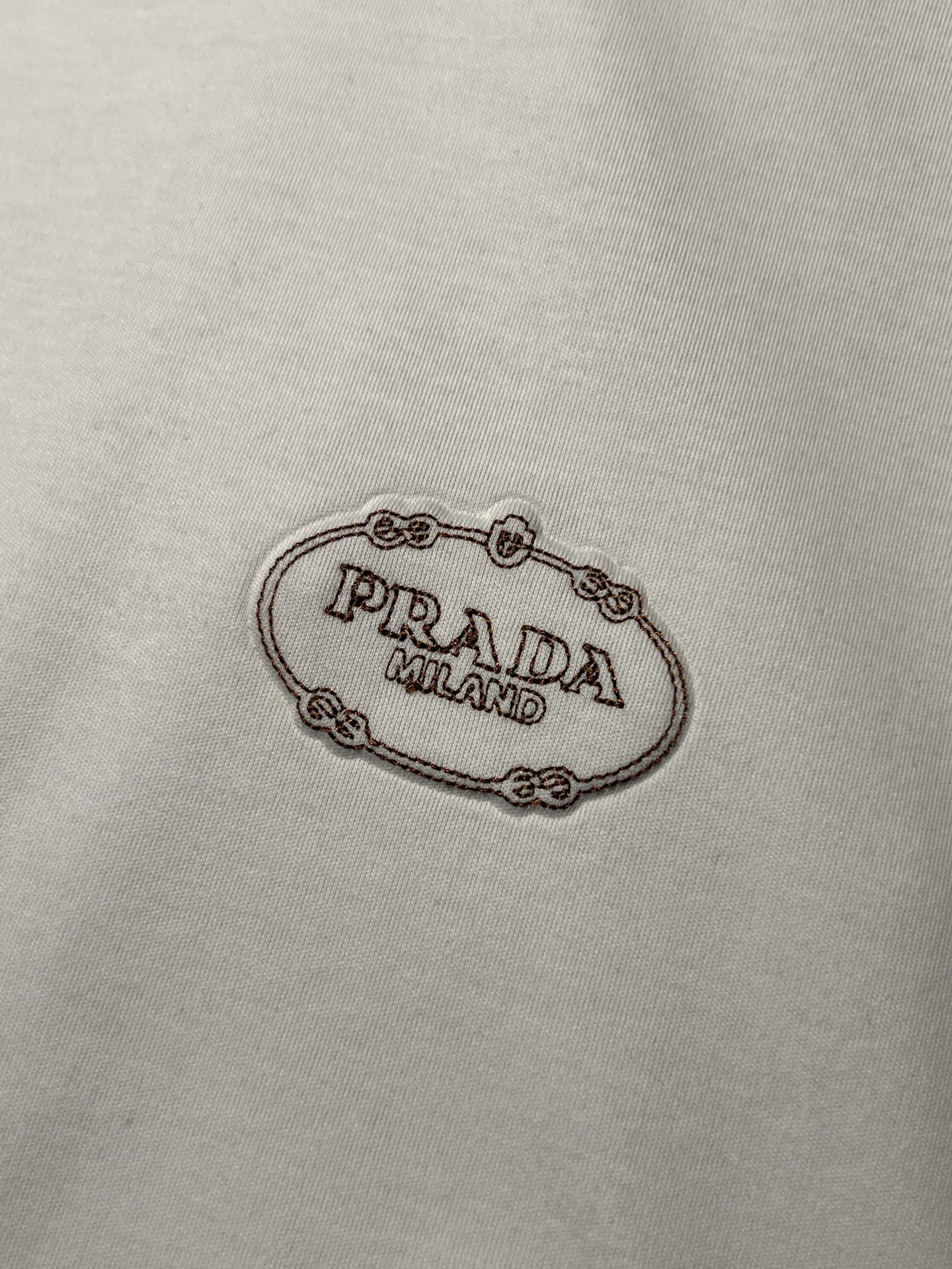 크루넥 반팔 티셔츠